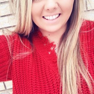 Meet your Posher, Dacey